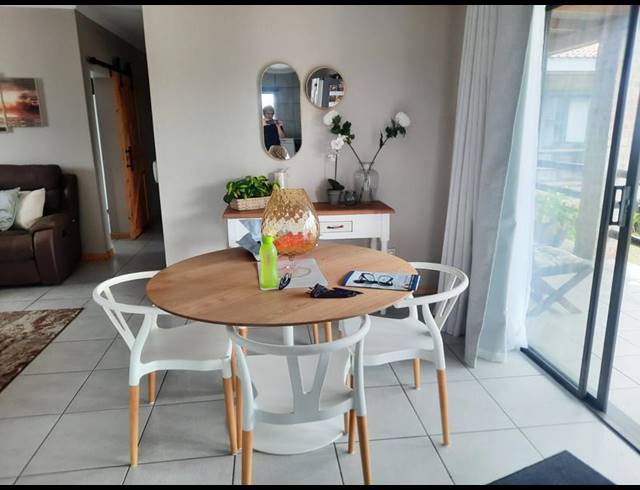 4 BEDROOM HOUSE FOR SALE IN KLEINBAAI